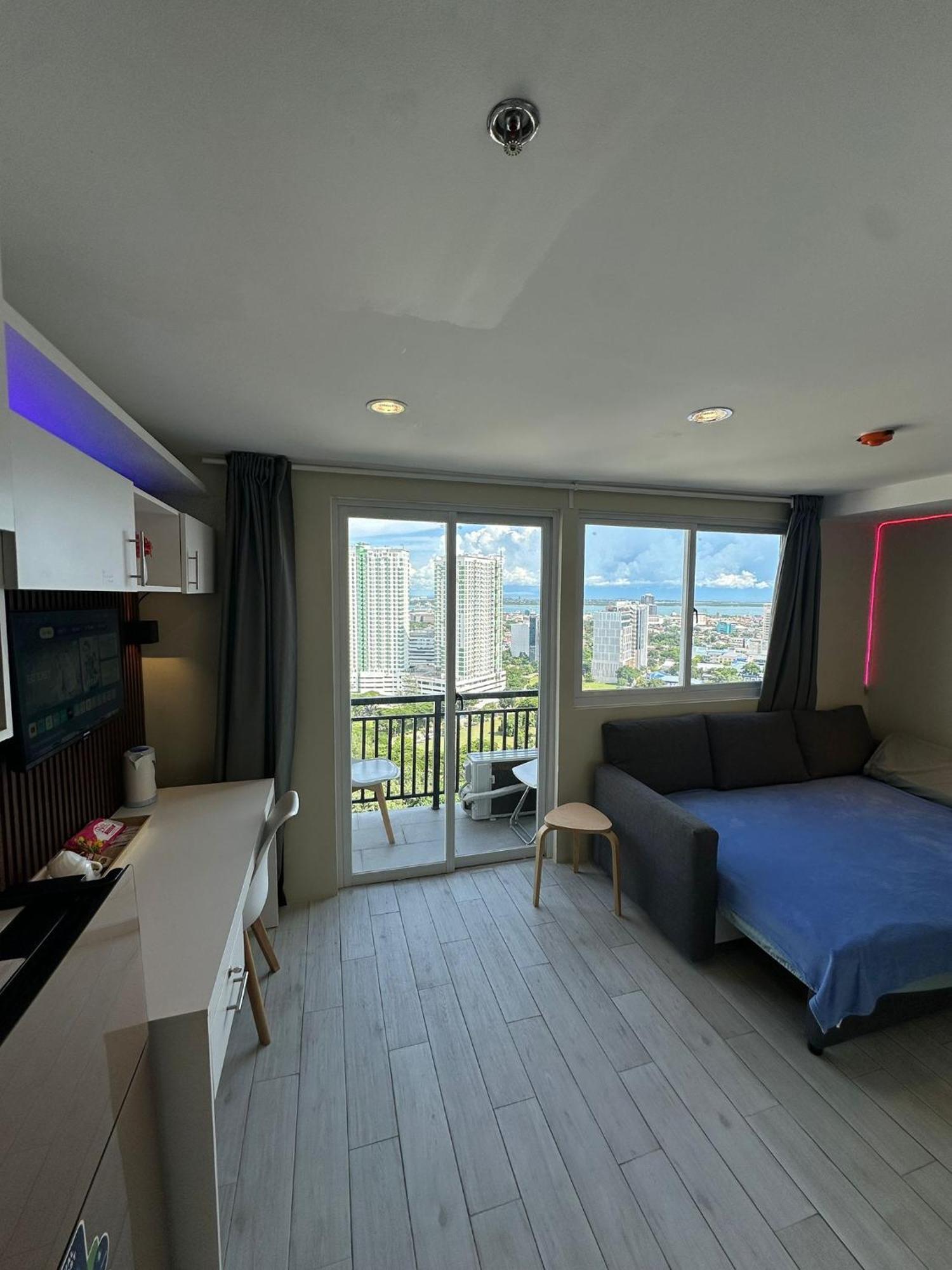 Modern & Comfy Studio - Steps From Ayala Mall, Cebu City Exteriér fotografie